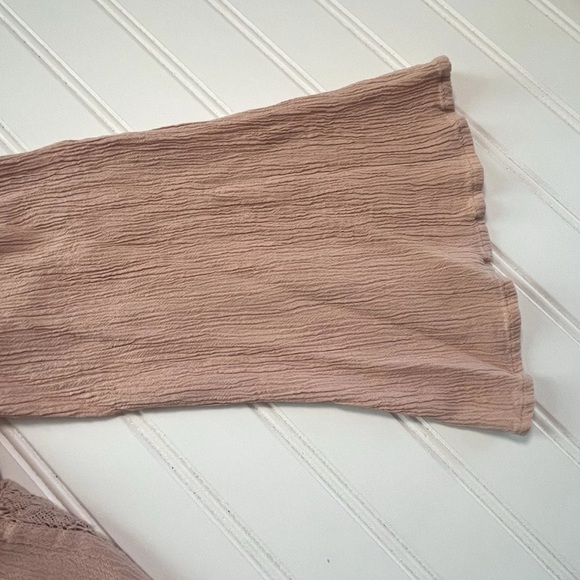 American Eagle Women's Boho Long Sleeve Blouse Blush Pink Lace Accent XL - Picture 7 of 7